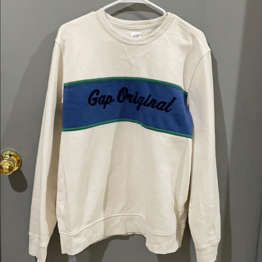 Gap sweatshirt